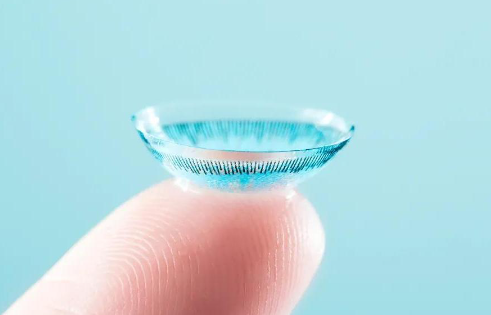 隱形眼鏡1.jpg