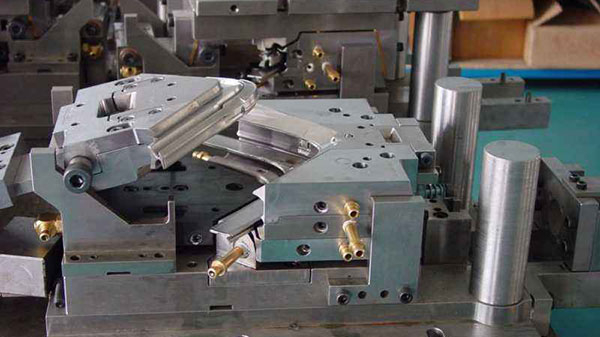 舊模具進口報關